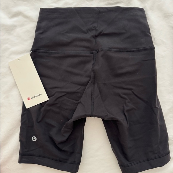 lululemon athletica Black Athletic Shorts - Picture 2 of 3
